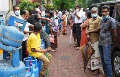 Điều gì đẩy Sri Lanka vào tình cảnh vỡ nợ?
