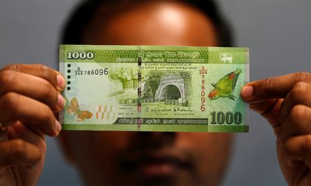 Sri Lanka tuyên bố vỡ khoản nợ nước ngoài trị giá 51 tỉ USD